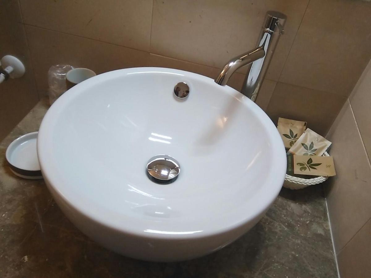 Le Bifore B&B Molfetta Bagian luar foto
