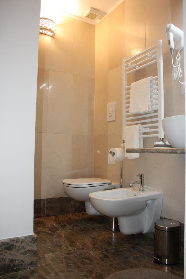 Le Bifore B&B Molfetta Bagian luar foto