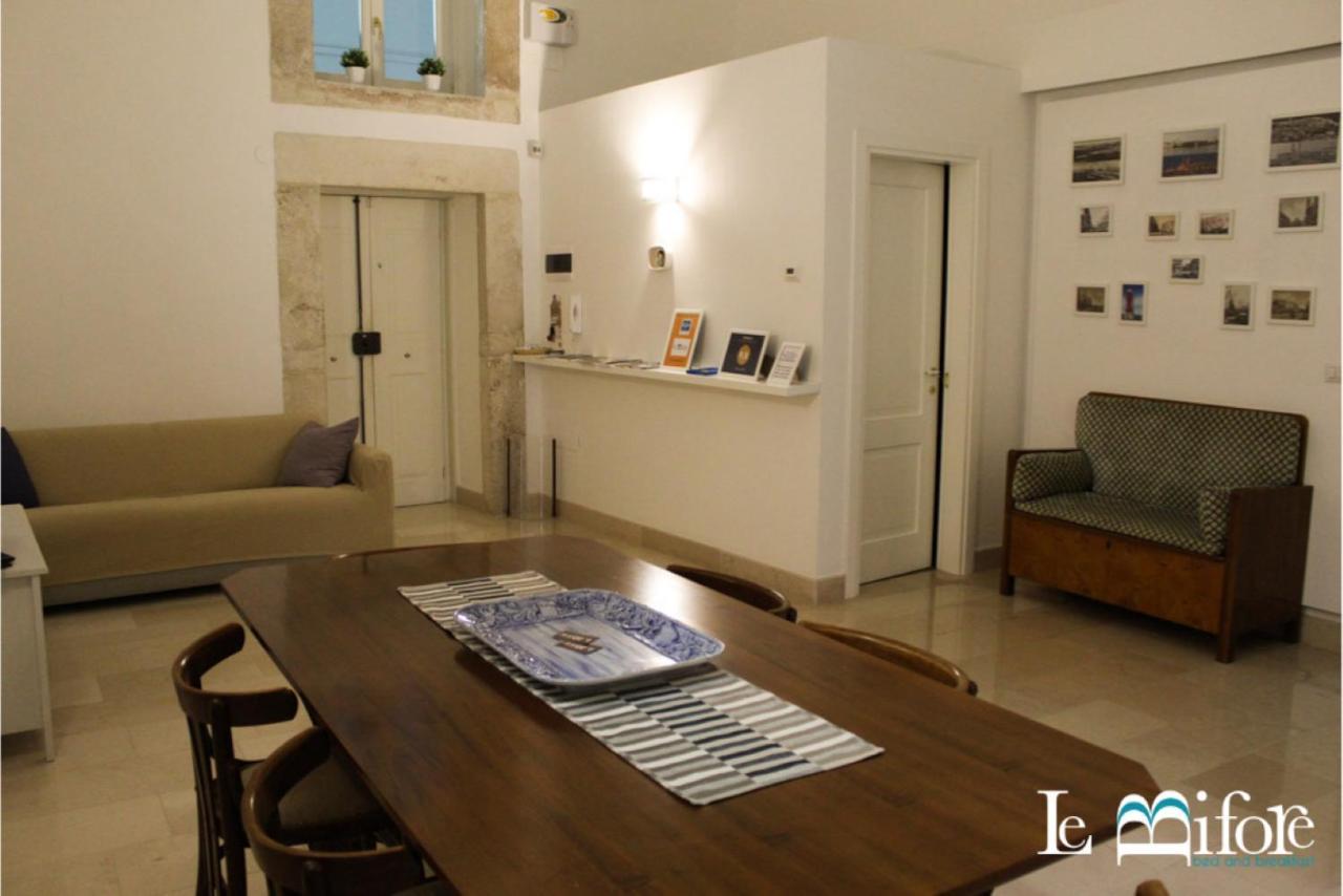 Le Bifore B&B Molfetta Bagian luar foto