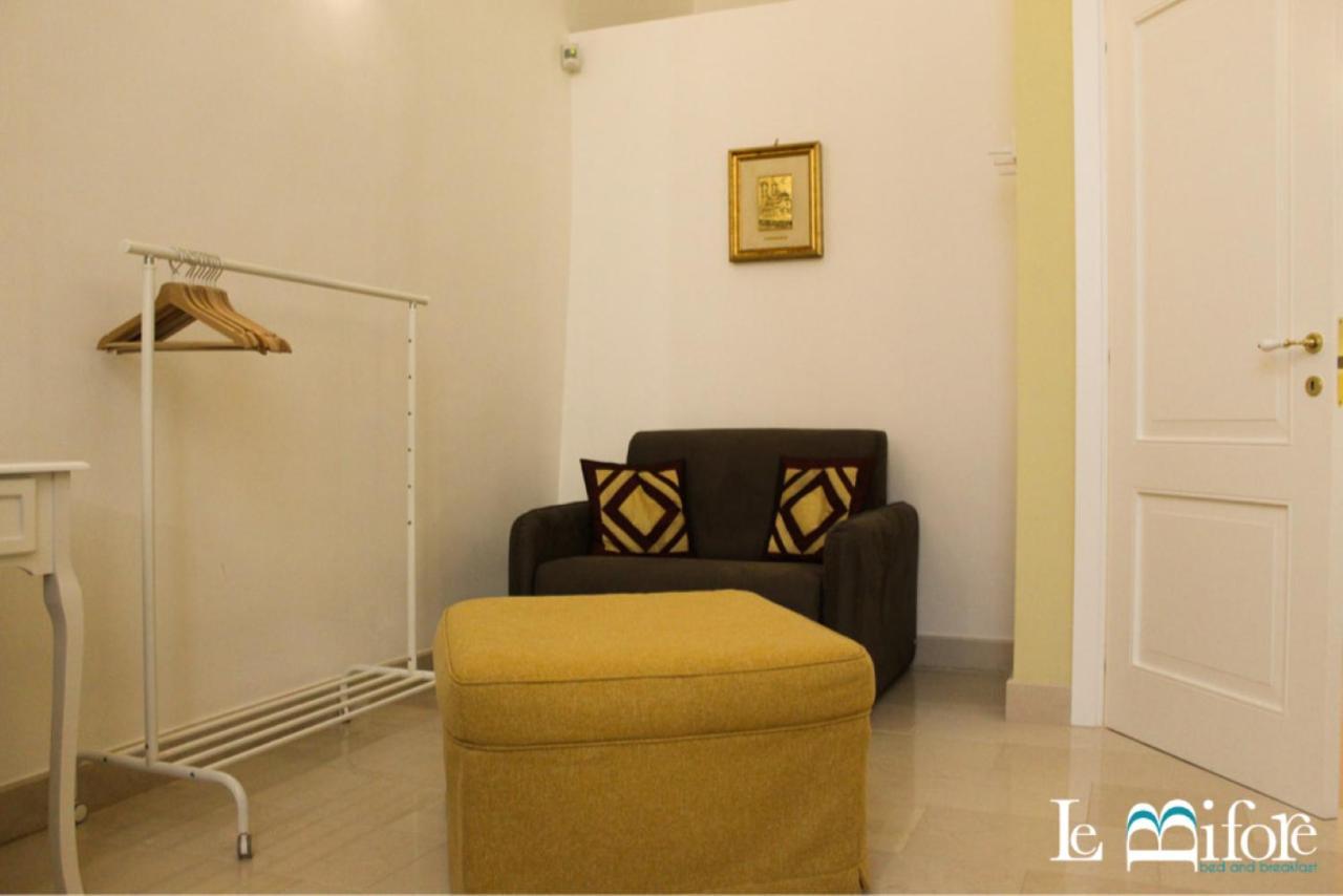 Le Bifore B&B Molfetta Bagian luar foto